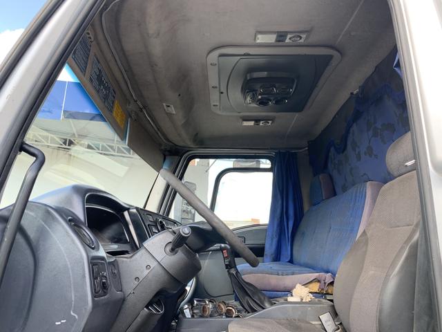 Ford CARGO 2428 - Ano: 2012 - Baú - Foto 6