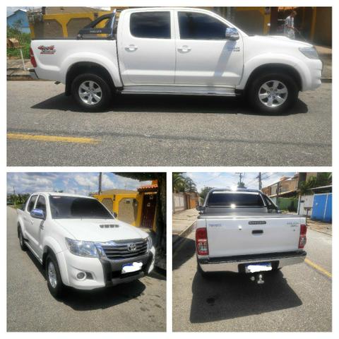 Hilux SRV 2015