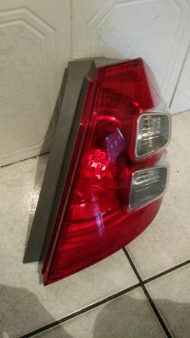Lanterna traseira direita Honda New Fit - Foto 2