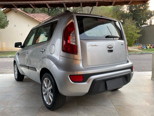 KIA SOUL 1.6 ÚNICO DONO