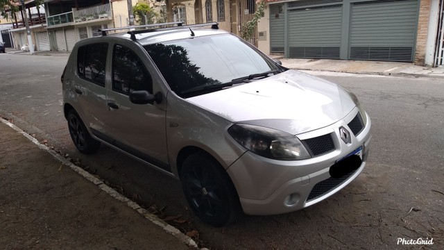 RENAULT SANDERO