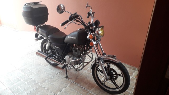 MOTO SUZUKI INTRUDER 125 2007