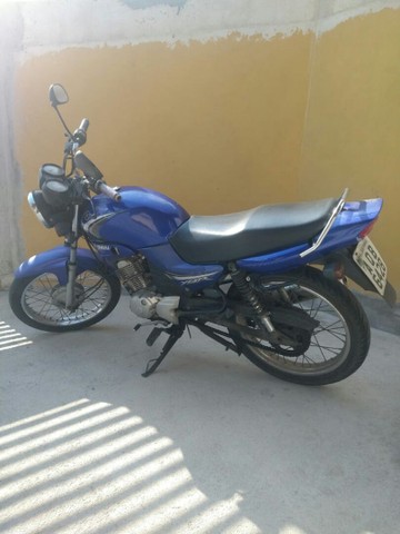 MOTO YAMAHA