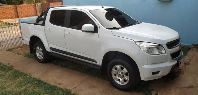 S10 LT 2.5 ECONOFLEX 4X2 2015 CAM. DE RÉ, CAPOTA ALTA E MARÍTIMA E STO ANTÔNIO INCLUÍDO