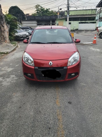 RENAULT SANDERO 2013