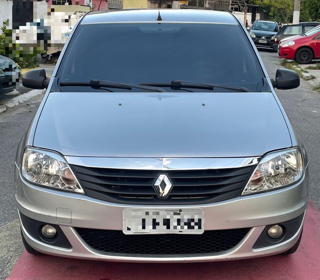 RENAULT LOGAN 2012
