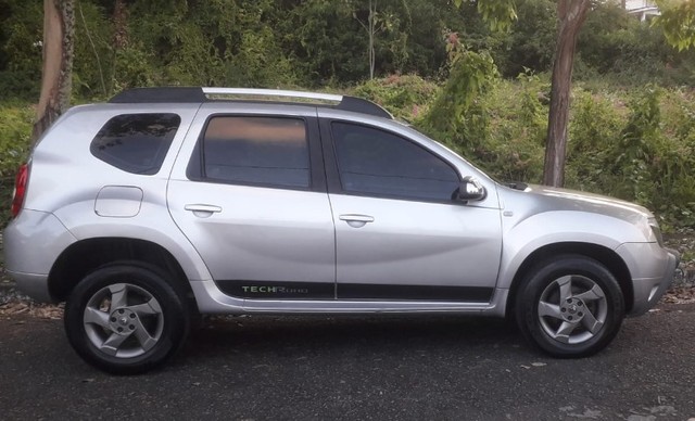 RENAULT DUSTER 2014