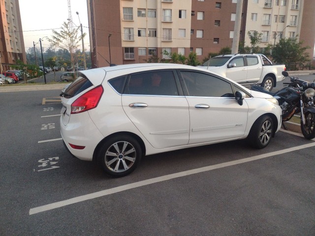 NEW FIESTA 2012 1.6 SE