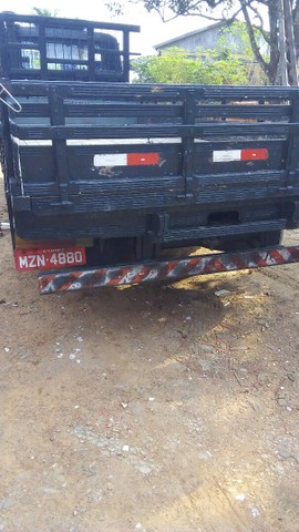 VENDE CAMINHÃO