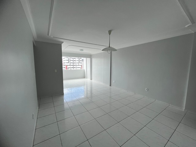 Apartamento para venda tem 106 metros quadrados com 3 quartos em Pajuçara - Maceió - AL - Foto 3