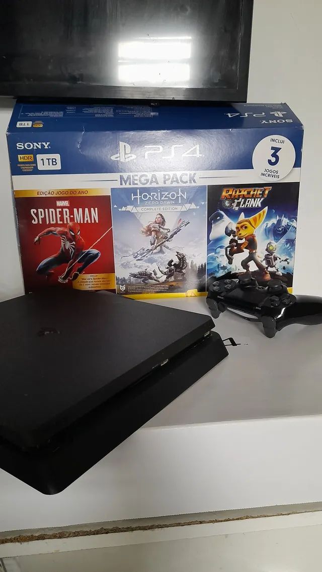 Console PS4 1TB + Jogo Spider-Man + Horizon Zero Dawn + Ratchet