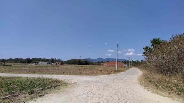 GF- Lotes no Parque Tijuca em Maracanaú, Próximo a Ósorio de Paiva, Pronto para Construir.