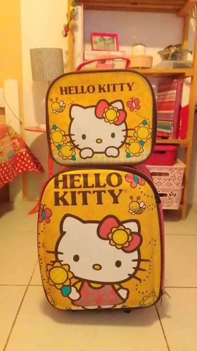 Kit mala de viagem Hello Kitty