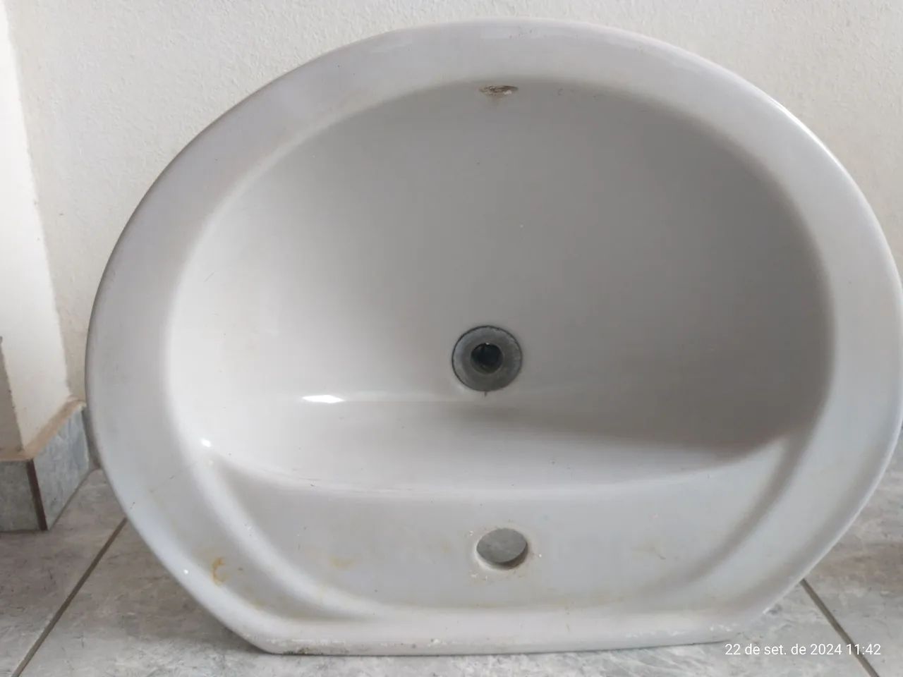 Pia com coluna. Não abaixo mas o valor - Foto 3