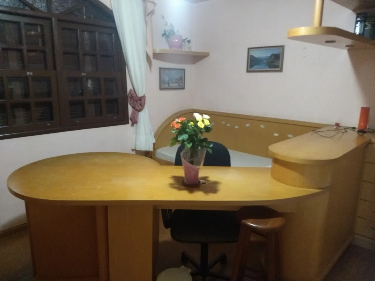 Quarto individual mobiliado