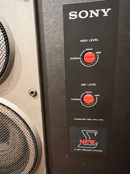 Caixas de som Sony super conservadas