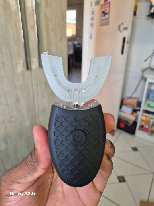 Escova de dentes elétrica para clareamento dental - Foto 4
