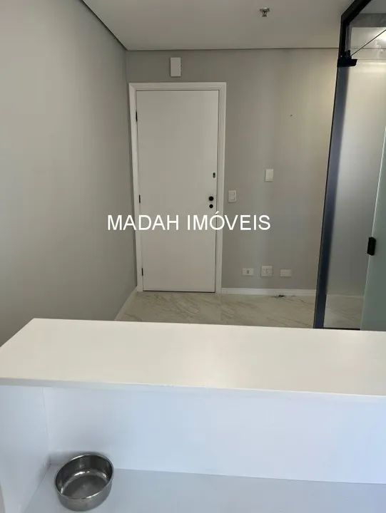 Procurando o local perfeito para o seu negócio? Este imóvel é ideal para você! Com uma loc - Foto 5