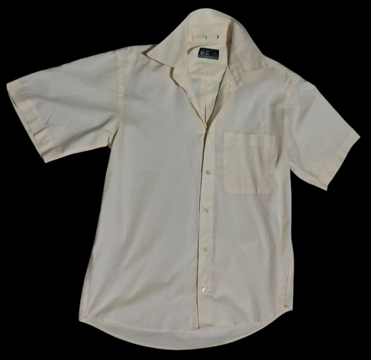 Camiseta de botão ("social") amarela tamanho 2