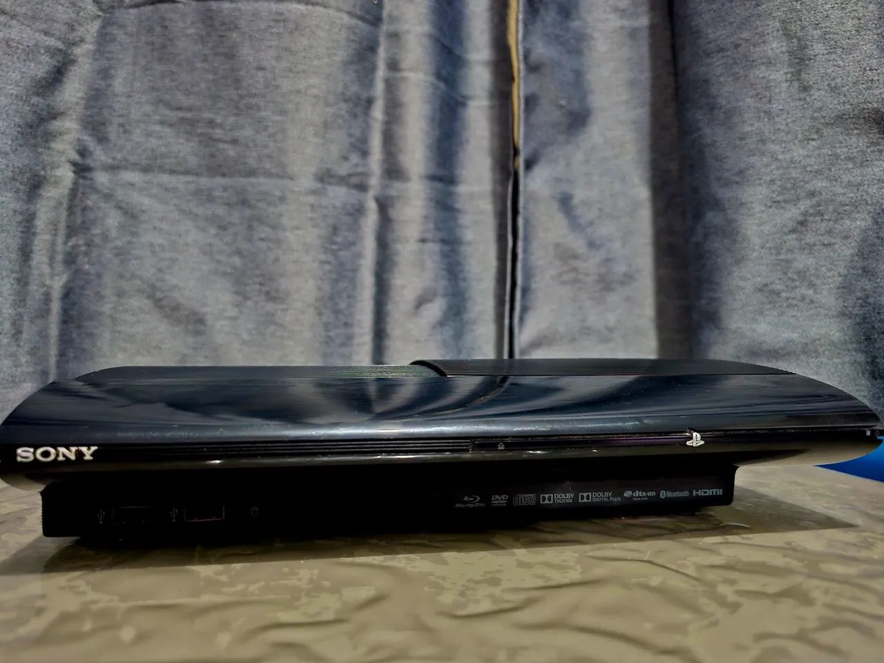 Ps3 Super Slim 500gb completo com HEN
