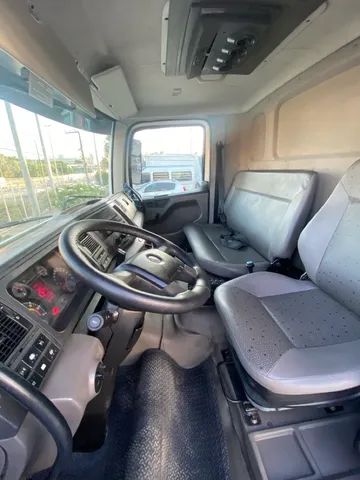 Vw 17-260 Constellation 2017 122.000 km + Basculante Randon (zero) - Foto 9