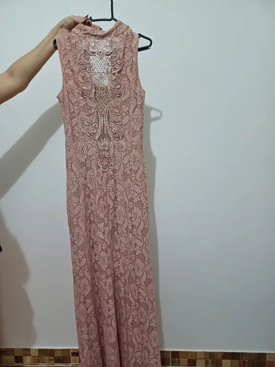 Vestido de renda rosa salmão - Foto 2