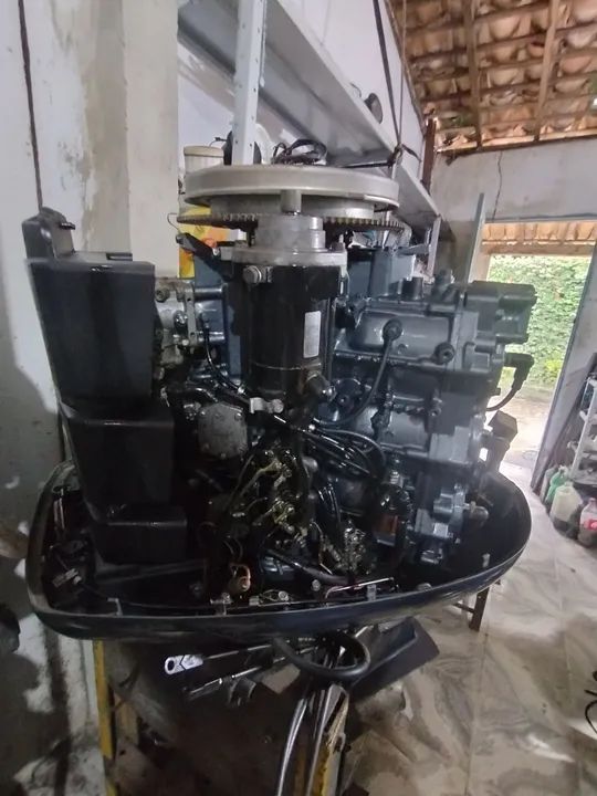 Motor Yamaha 200hp - V6 - 2 Tempos - Foto 3