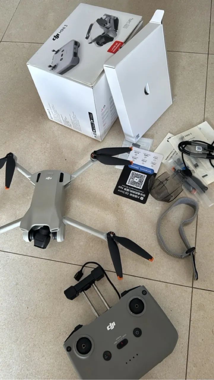 Drone DJI Mini 3 - Novo