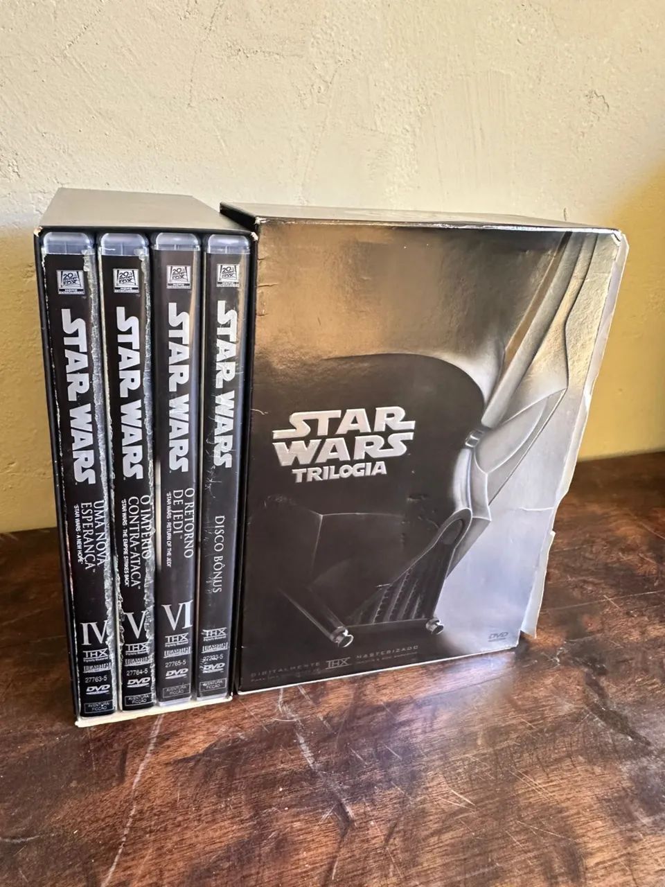 Vendo box de dvd star wars