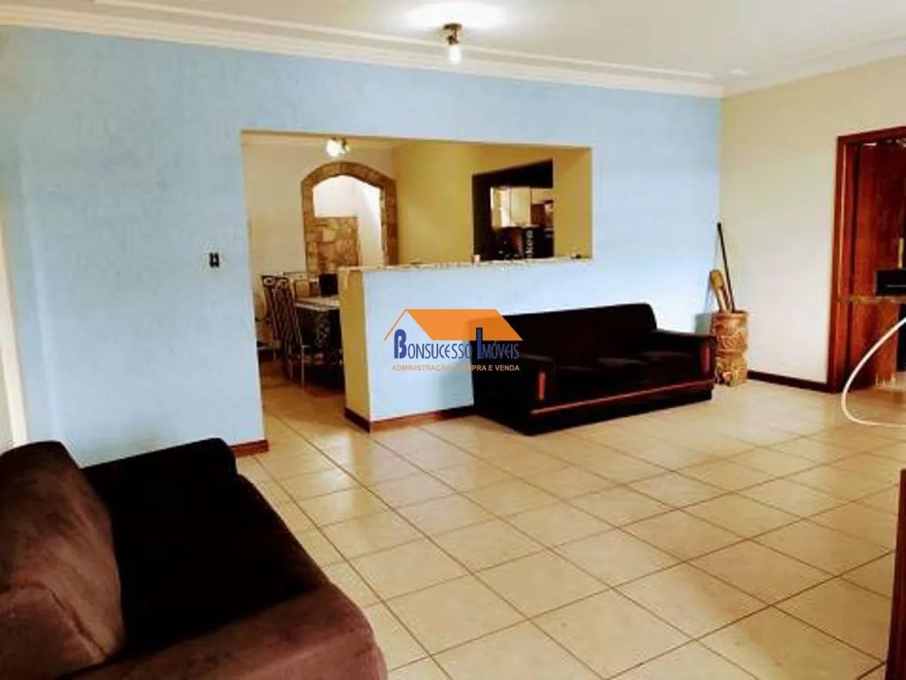 Casa de 3 quartos no bairro Caiçaras - Foto 2