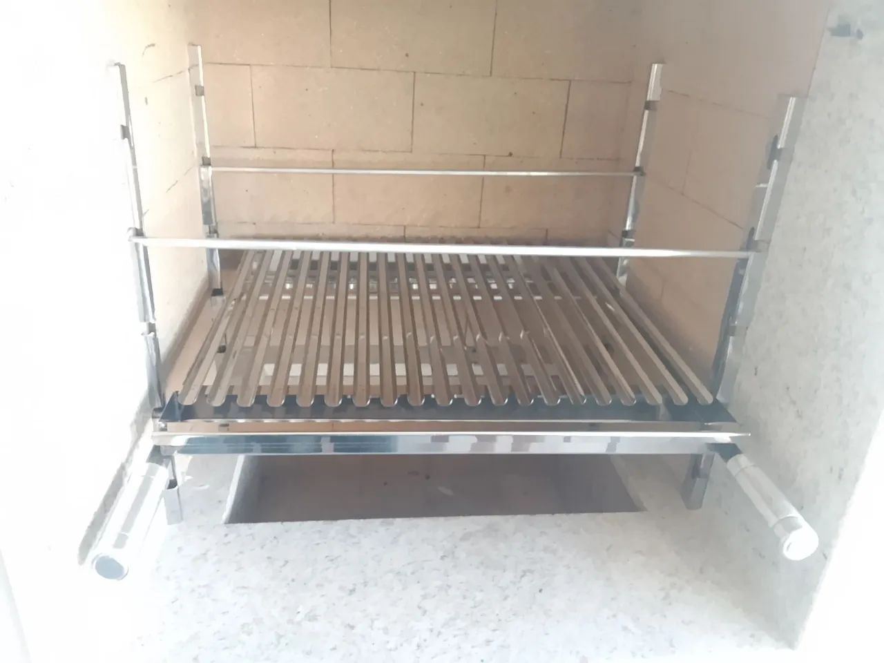 Churrasqueira e grelhas de inox  - Foto 4