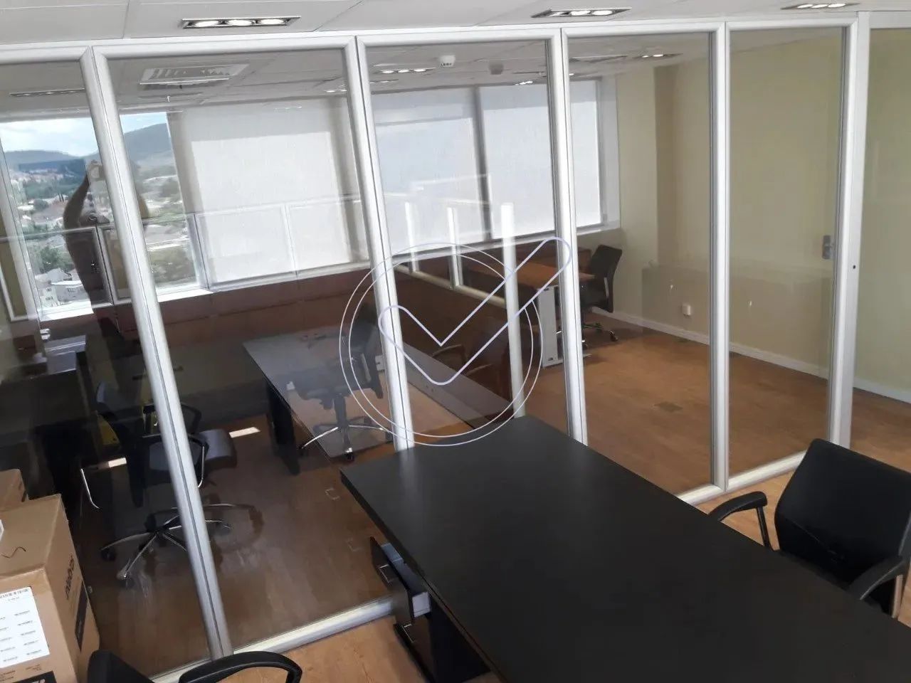Locação de Sala Comercial no Ed. Montreal Plaza - Alphaville (Empresarial 18 do Forte)