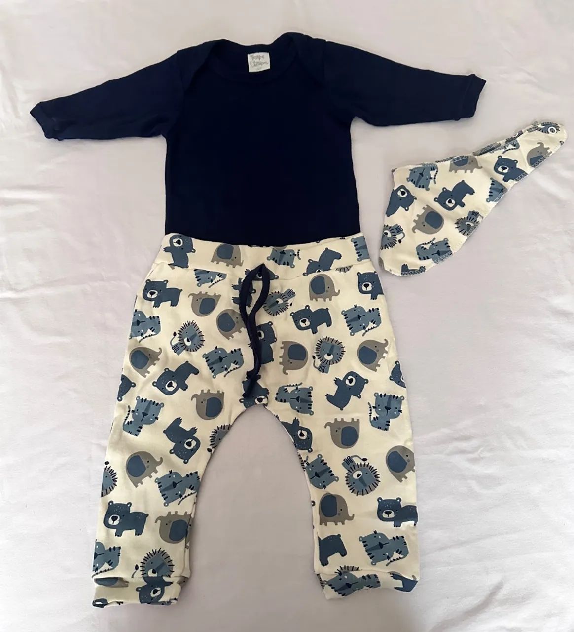 Conjunto Bebê - Body + Calça + Babador Trapezape SEM USO! 