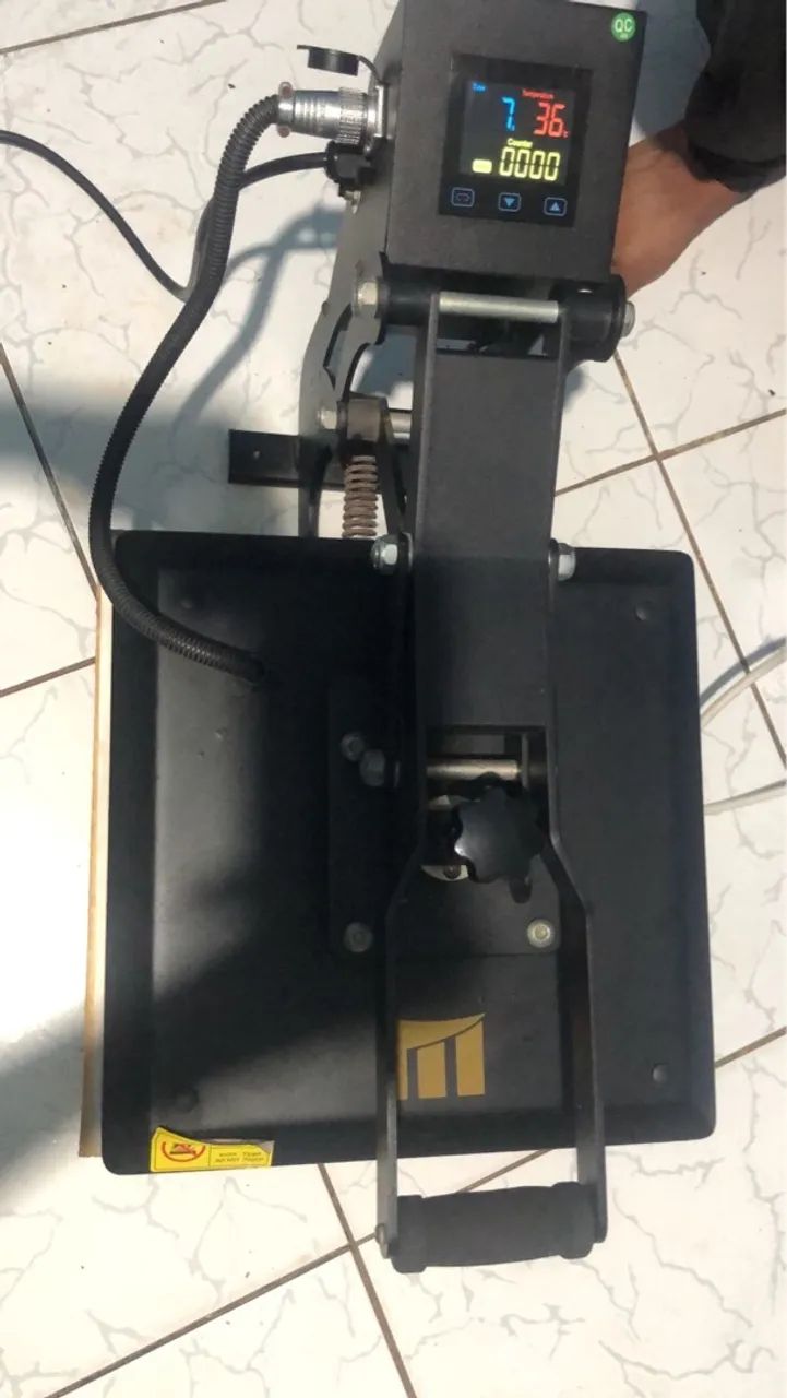 Máquina de Estampar: Qualidade e Precisão