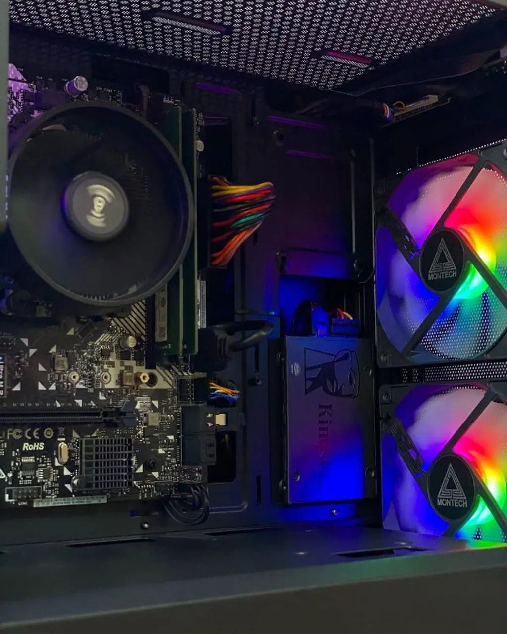 PC GAMER RYZEN 3 3200G/ 16GB RAM DDR4/ B450M ASROCK - Foto 4