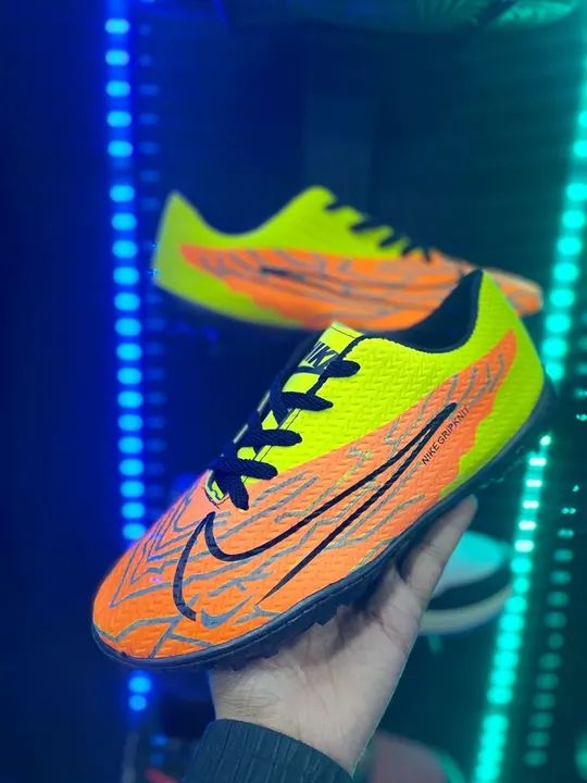 Chuteira Nike  Society Promoção - Foto 2