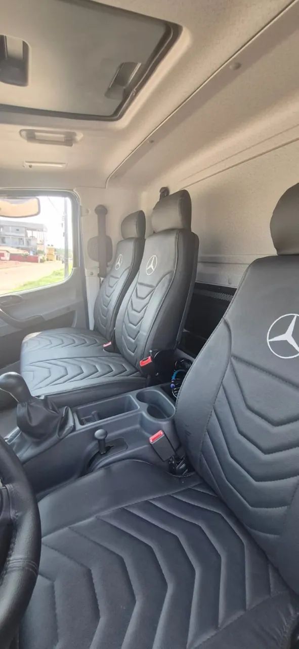 Caminhão Mercedes ACCELO 1017CE  - Foto 7