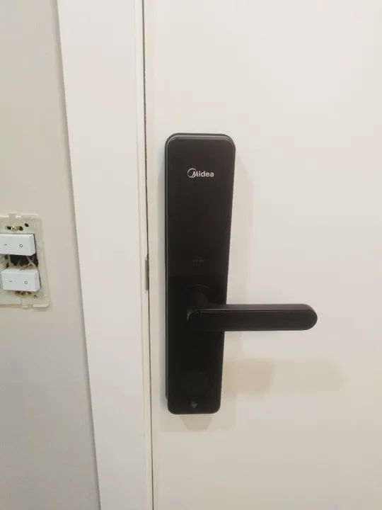 Instalação de fechadura digital 