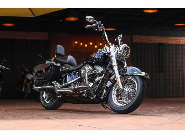 Harley-Davidson Heritage Softail Classic FLSTC 2010