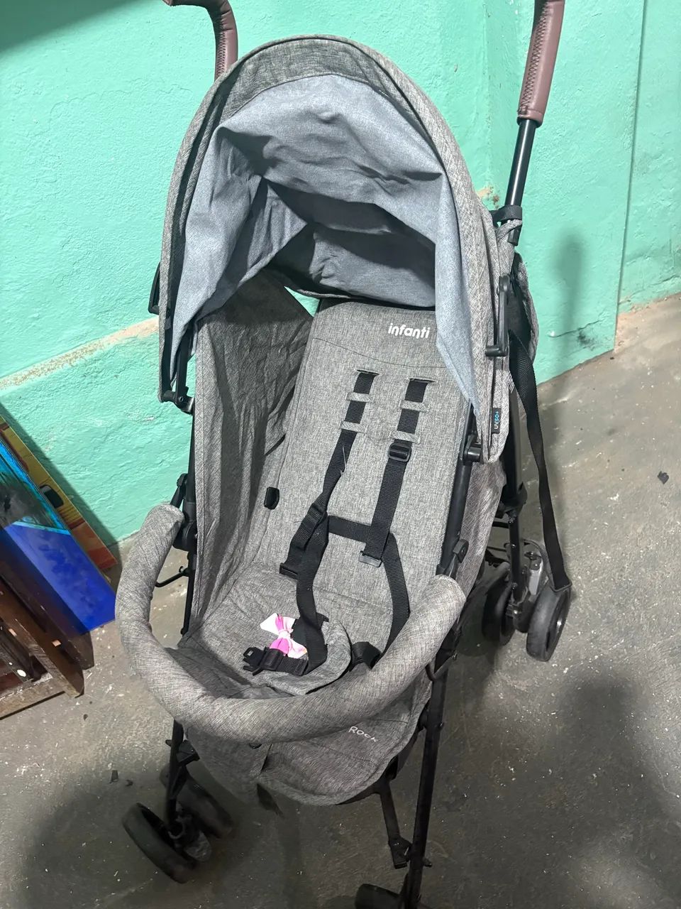 Carrinho de bebe infanti semi novo 