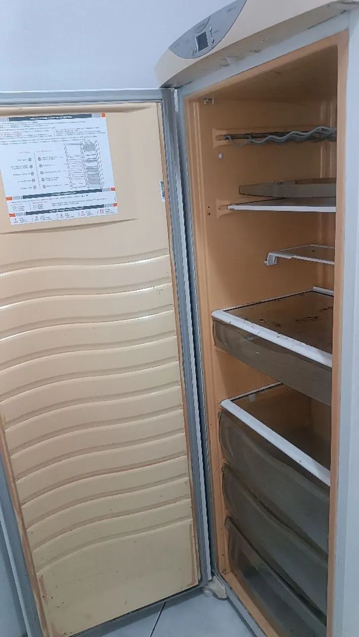 Freezer vertical e Geladeira Brastemp  - Foto 3