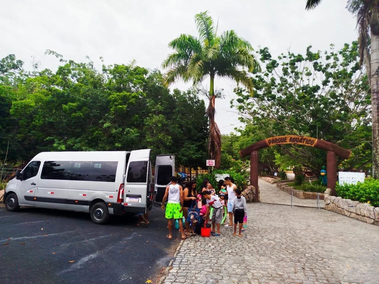 Locação de Van - Foto 3