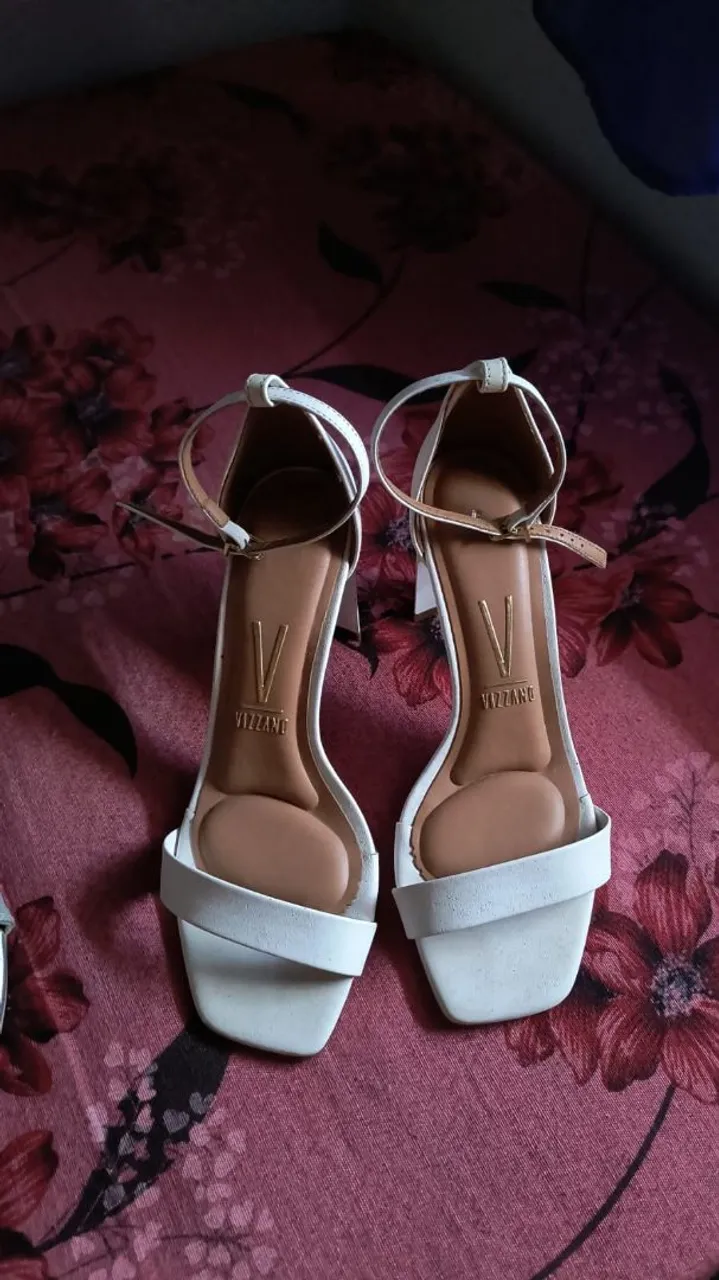 Sandália Vizzano Branca - Elegância e Conforto!