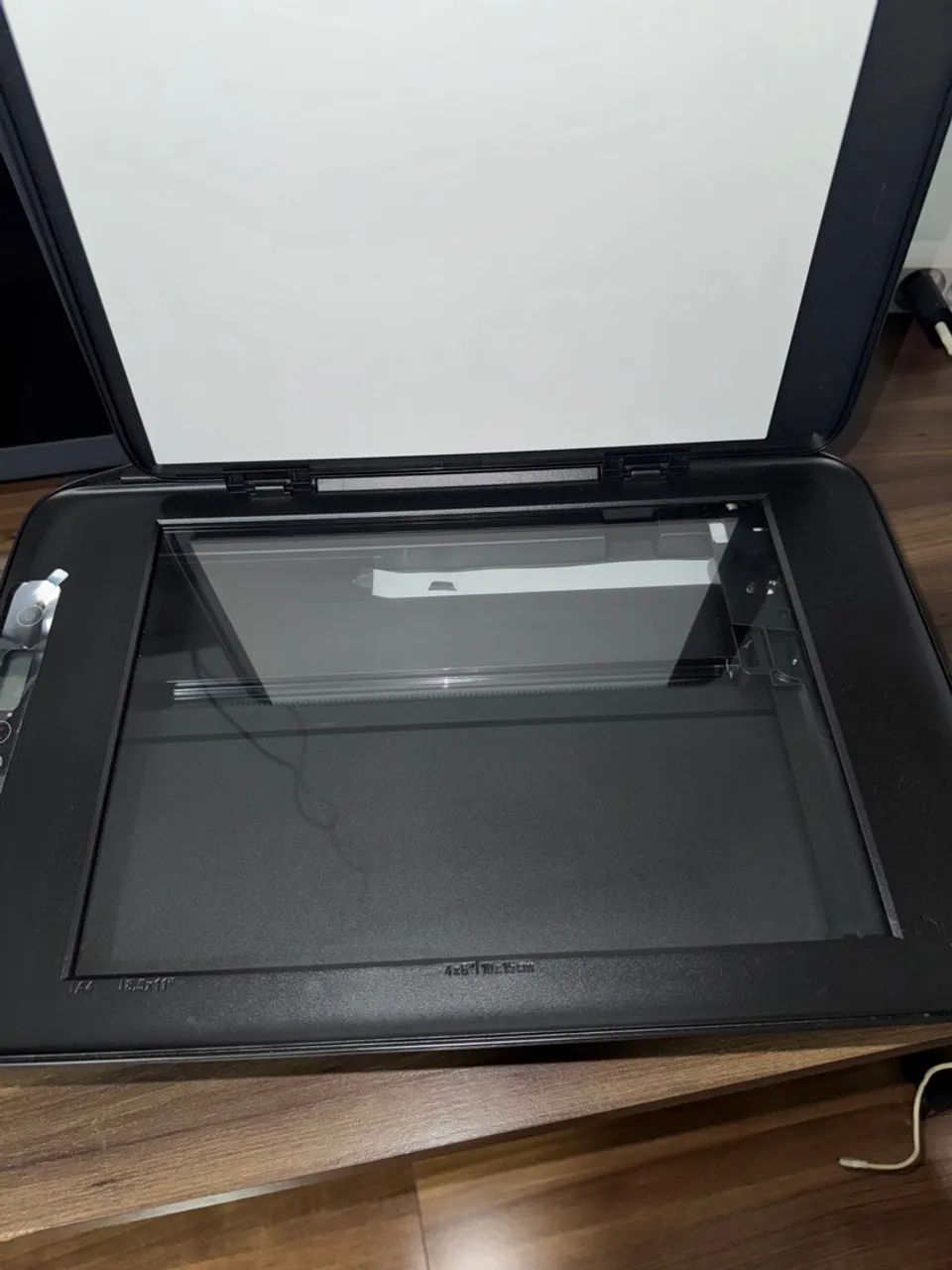Impressora HP DeskJet Ink Advantage 2700 - Foto 2