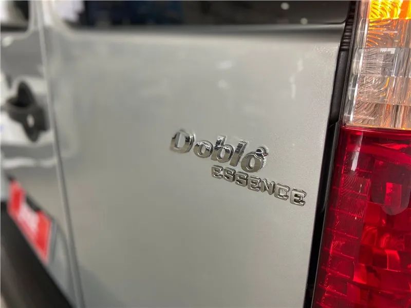 Fiat Doblo 2021 1.8 mpi essence 7l 16v flex 4p manual - Foto 5