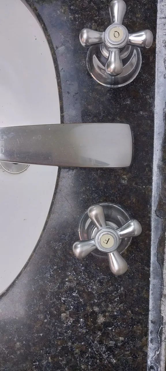 Pia de granito com cuba branca  - Foto 3