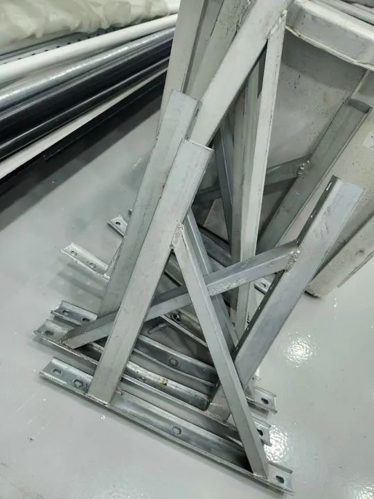 Lote 51 Suportes/mão francesas galvanizadas - Foto 3