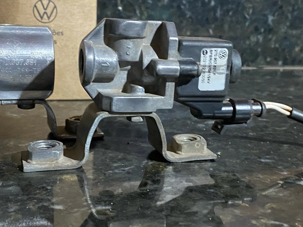 Válvula Solenoide Para Vw E Ford 24v