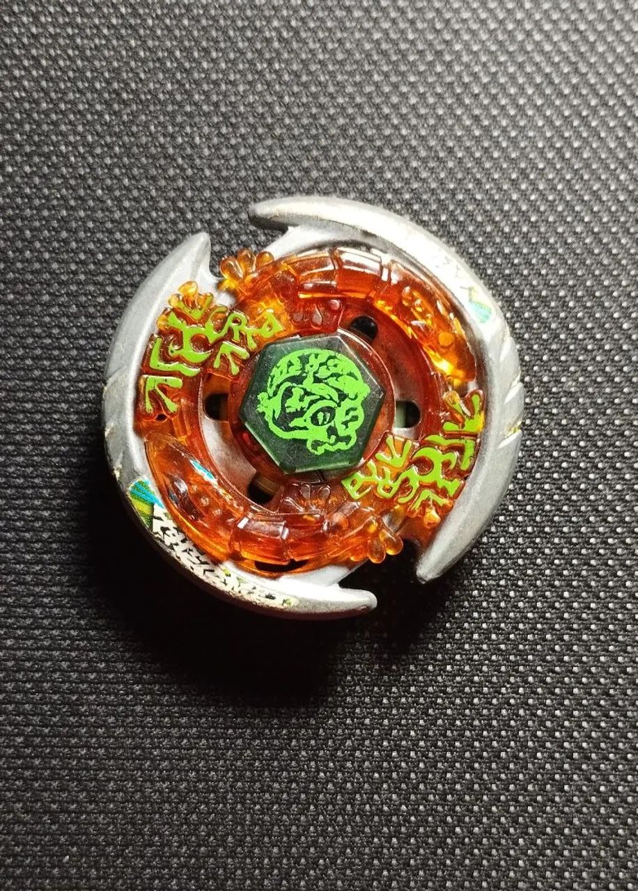 Beyblade Thermal Lacerta
