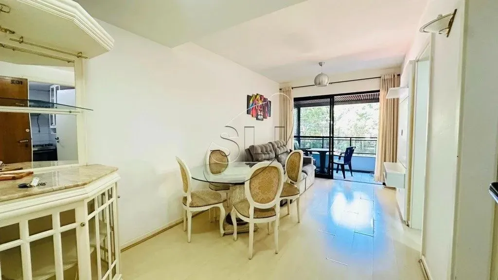 44 M² ÚTEIS, 01 DORM COM ARMÁRIOS, PRÉDIO C/ LAZER, PISCINA, METRÔ TRIANON!